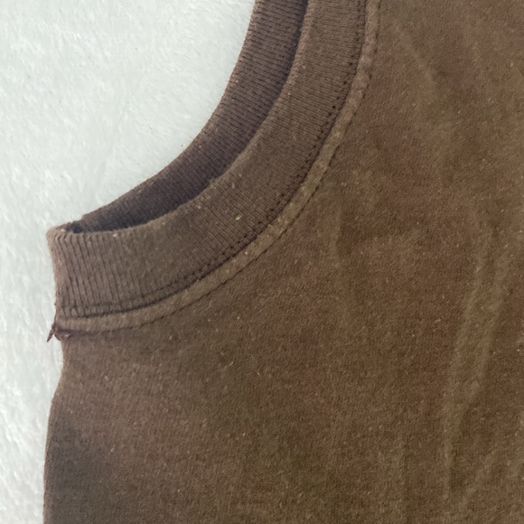 Brown muscle shirt / wide-shoulder tank top - Picture 6 of 16